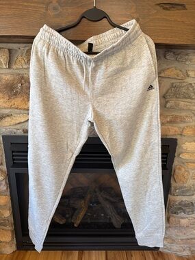 Adidas Gray Sweatpants - Cozy Athletic Bottoms